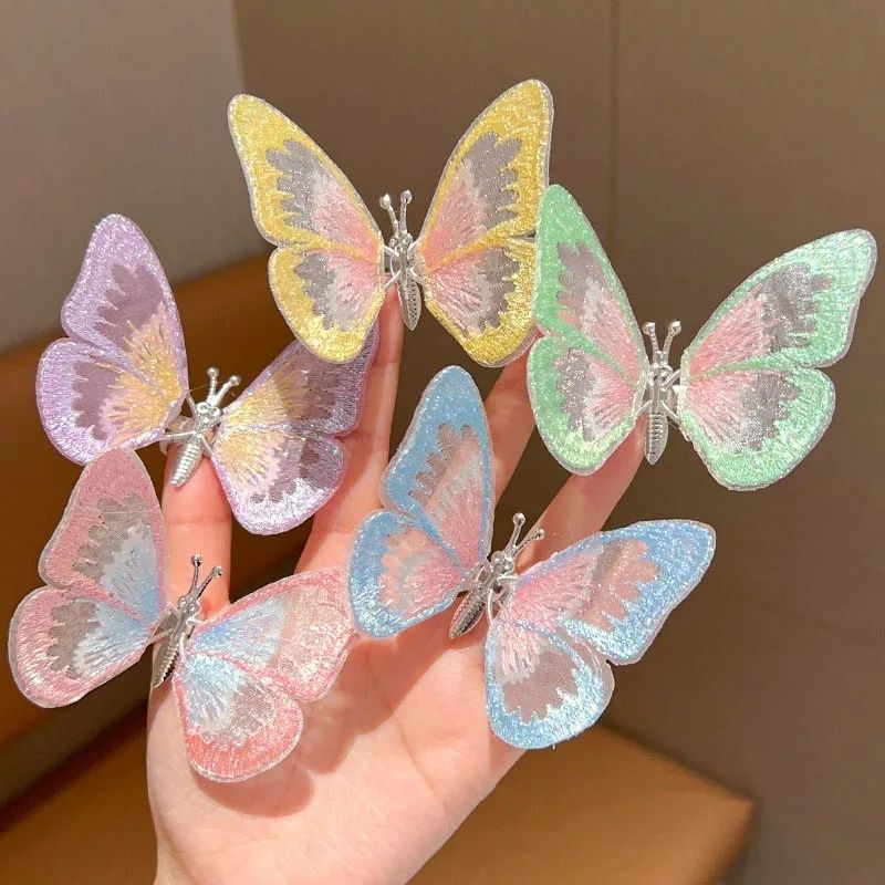 Embroidery Hub - 6/12PCS Mariposas 3D en Movimiento Bordadas