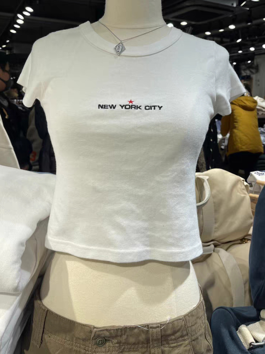 Embroidery York - Camiseta blanca con bordado de letras