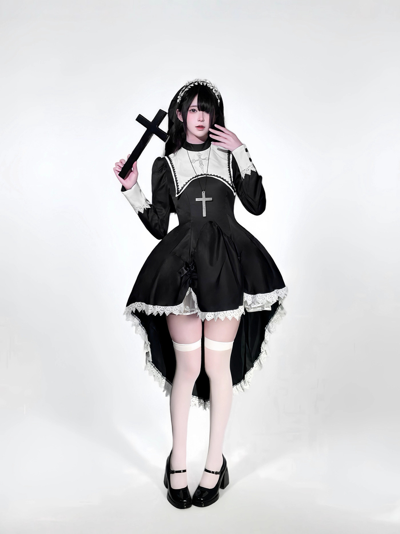 Disfraz de monja de Halloween  - Embroidery Converter reseña y precio