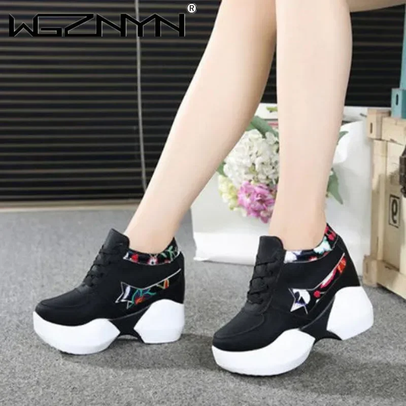 Zapatillas de deporte para muj - Embroidery White reseña y precio