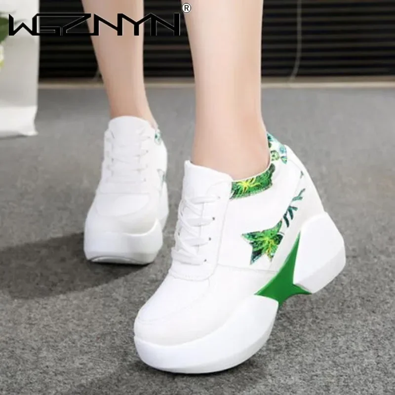 Zapatillas de deporte para muj - Embroidery White reseña y precio